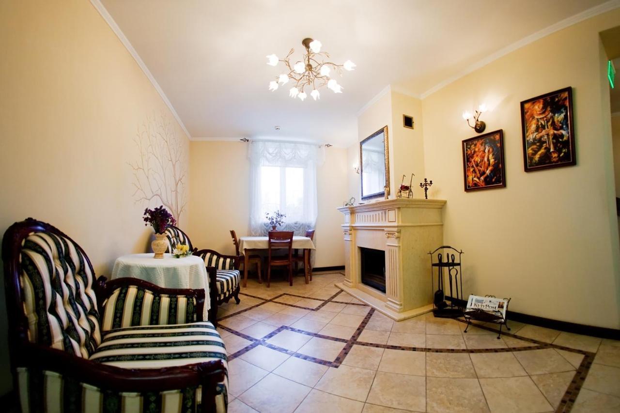 Villa Oselya Kiev Buitenkant foto