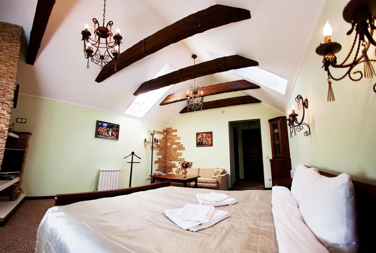Villa Oselya Kiev Buitenkant foto