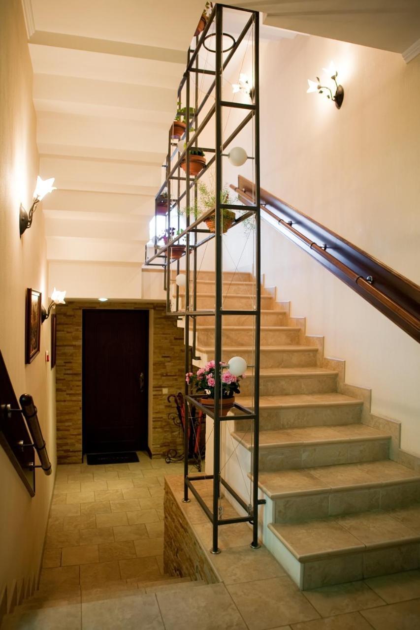 Villa Oselya Kiev Buitenkant foto